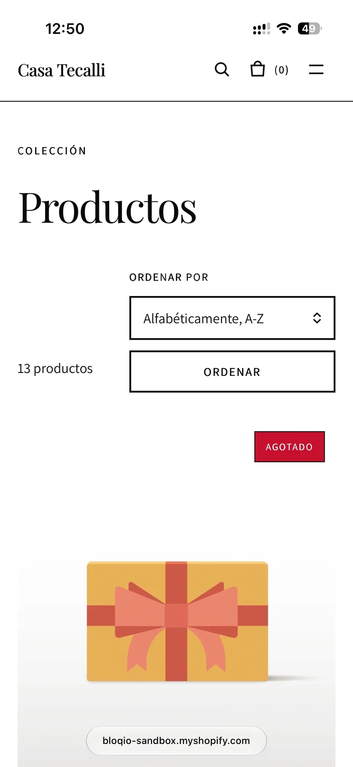 Colección de productos con ordenamiento y estado agotado visible.